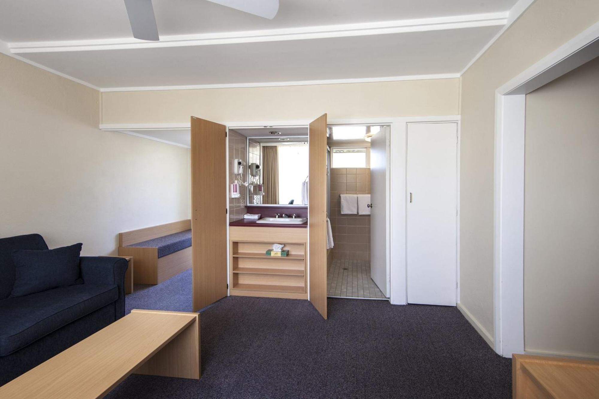 Redhill Cooma Motor Inn Exterior foto