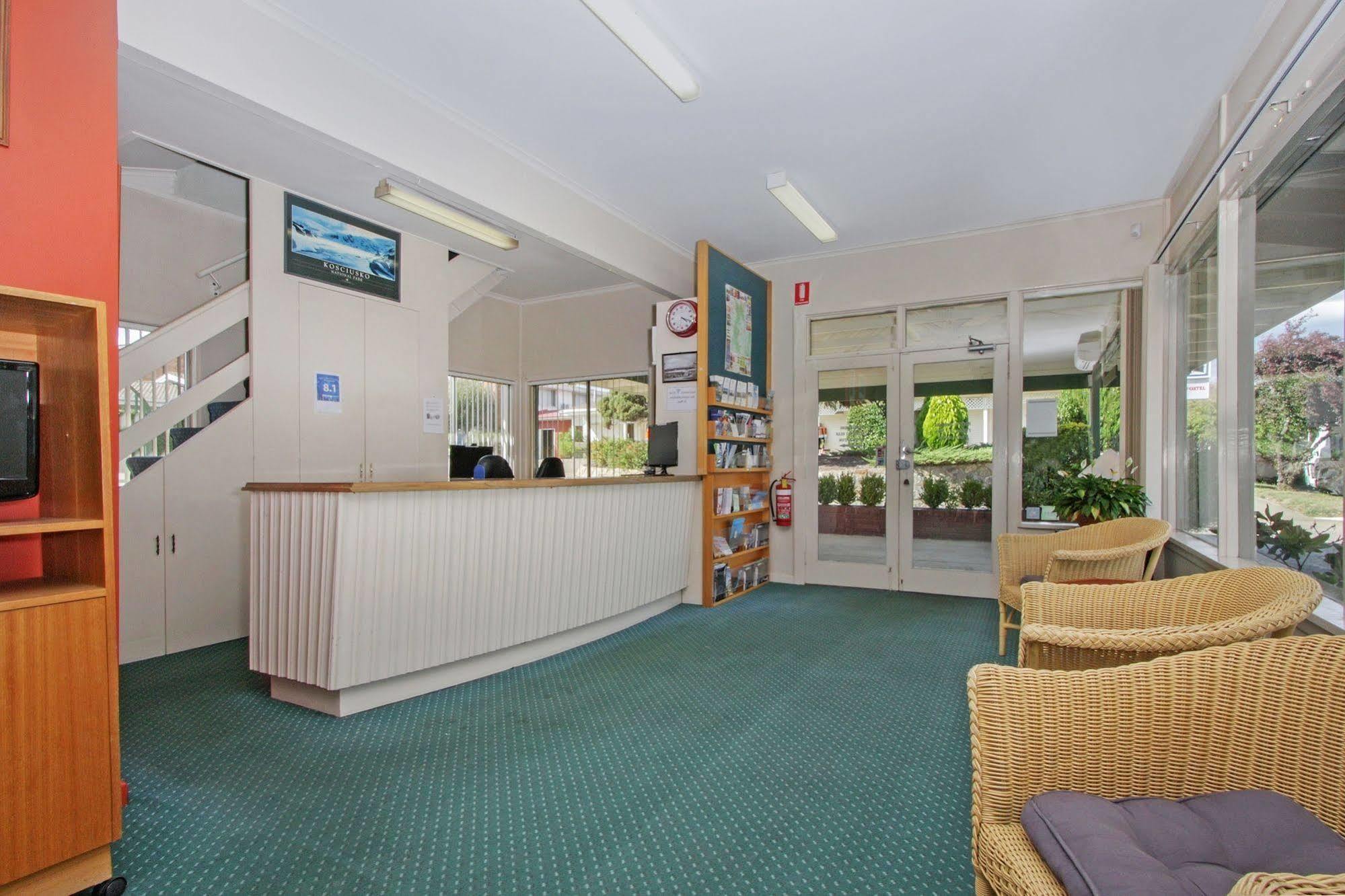 Redhill Cooma Motor Inn Exterior foto